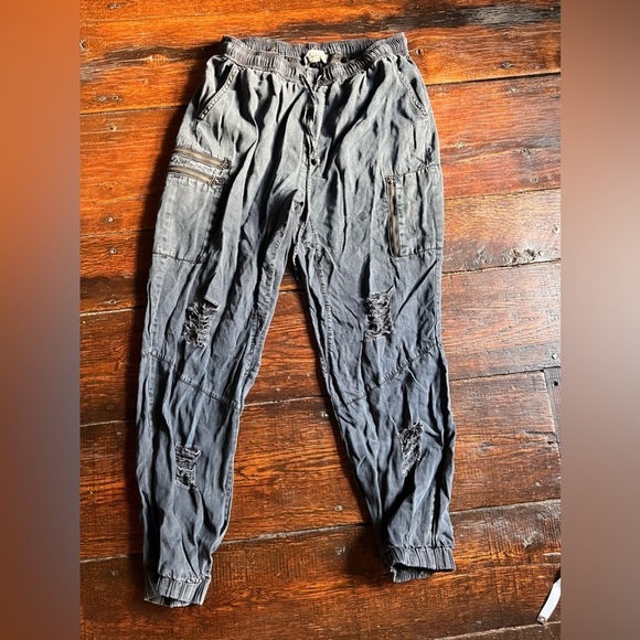 Vintage Havana Pants - Vintage Havana pull-up soft utility distressed pants women’s large blue